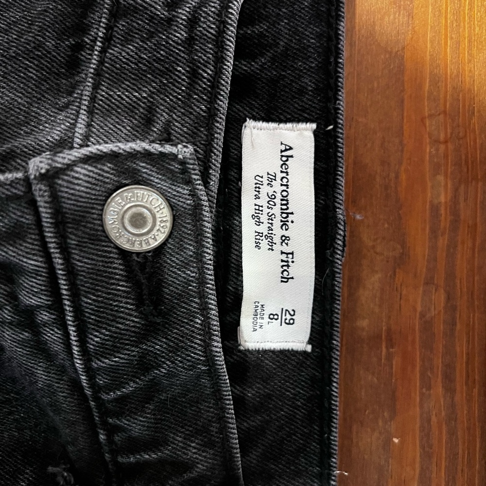 Abercrombie and Fitch 90s ultra high-rise